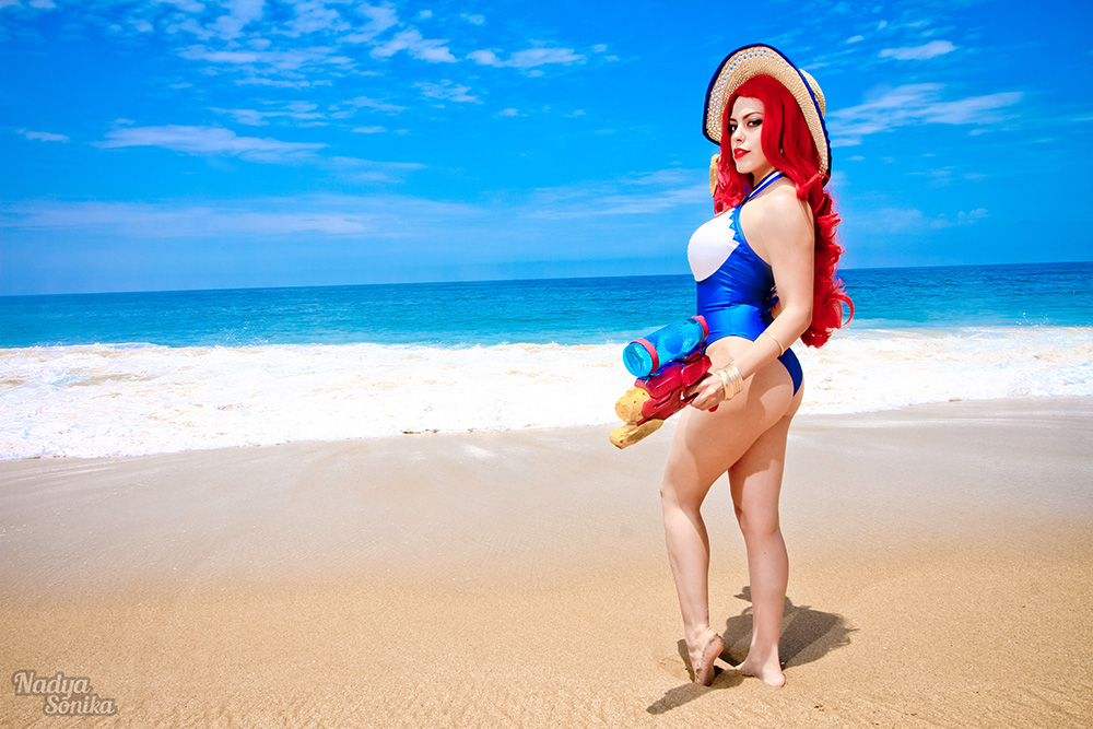 Miss Fortune - Pool Party.